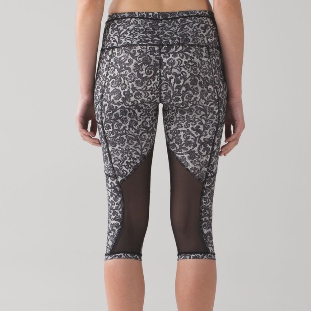 🍋Lululemon Outrun 17”